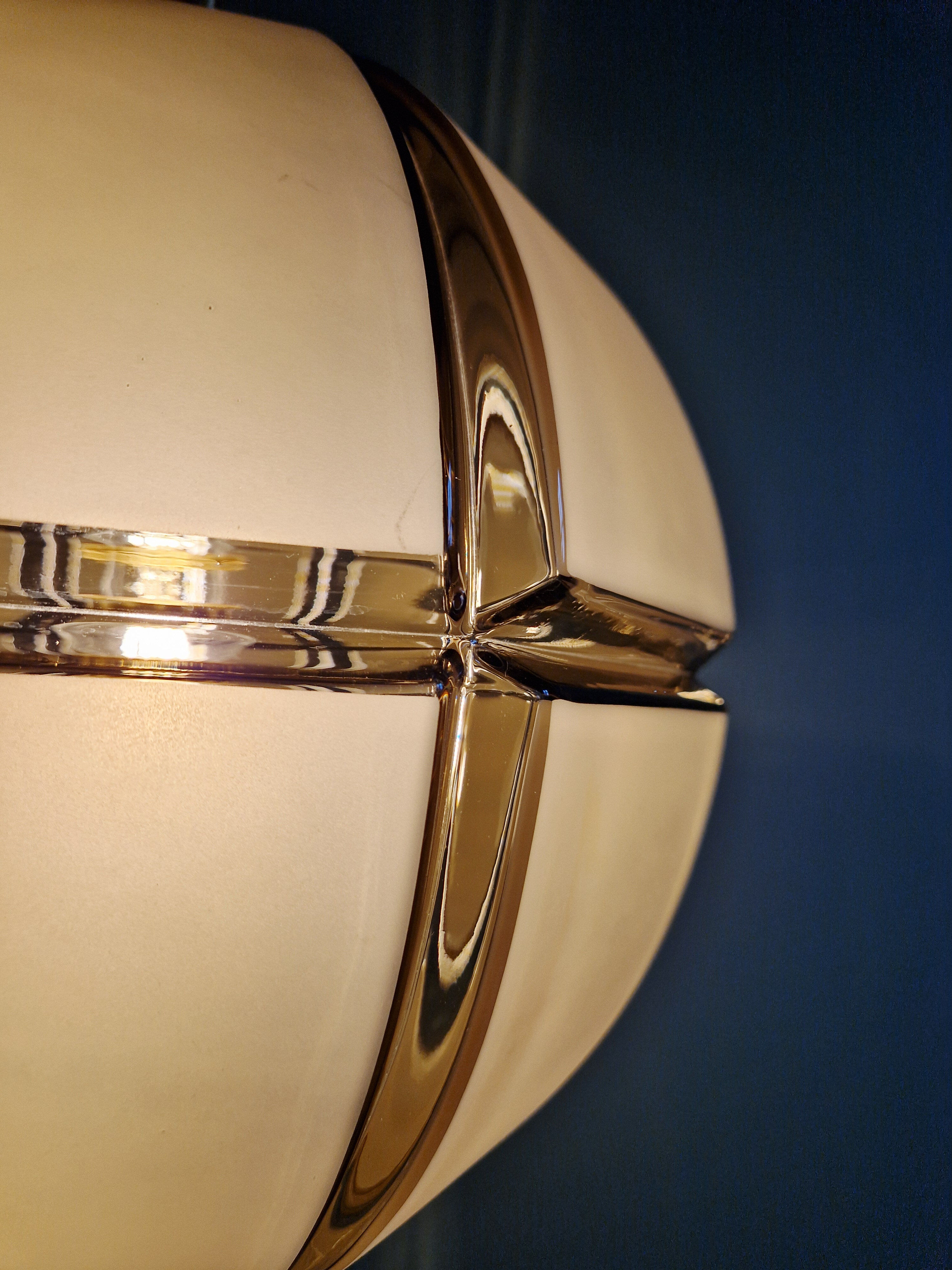 Grande suspension en verre fumé et dépoli, Peill & Putzler, 1970