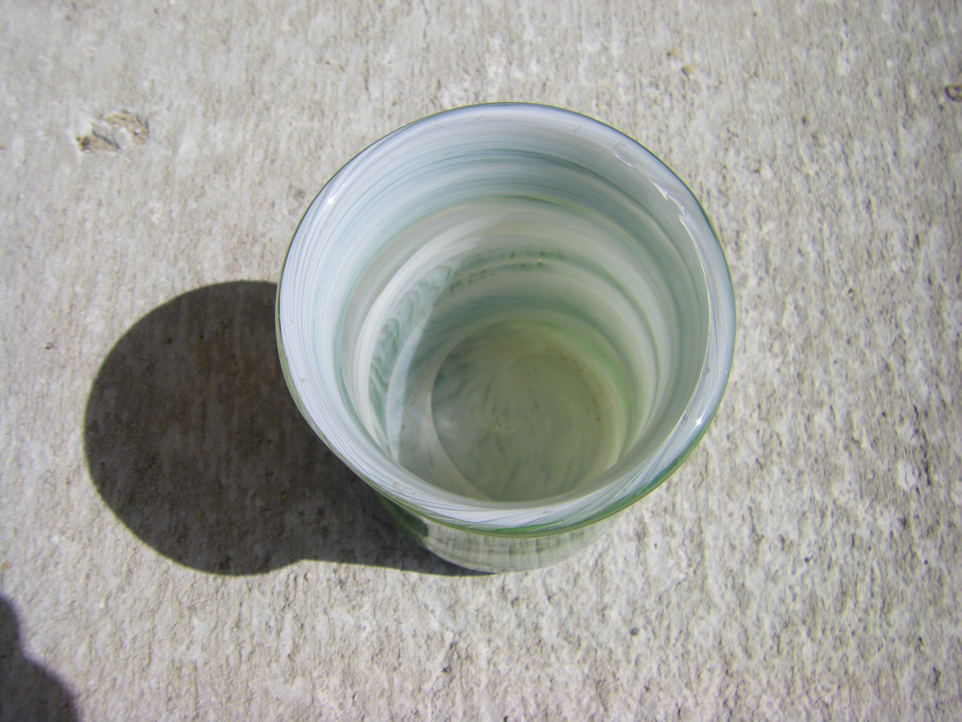 Porte-crayons en pate de verre