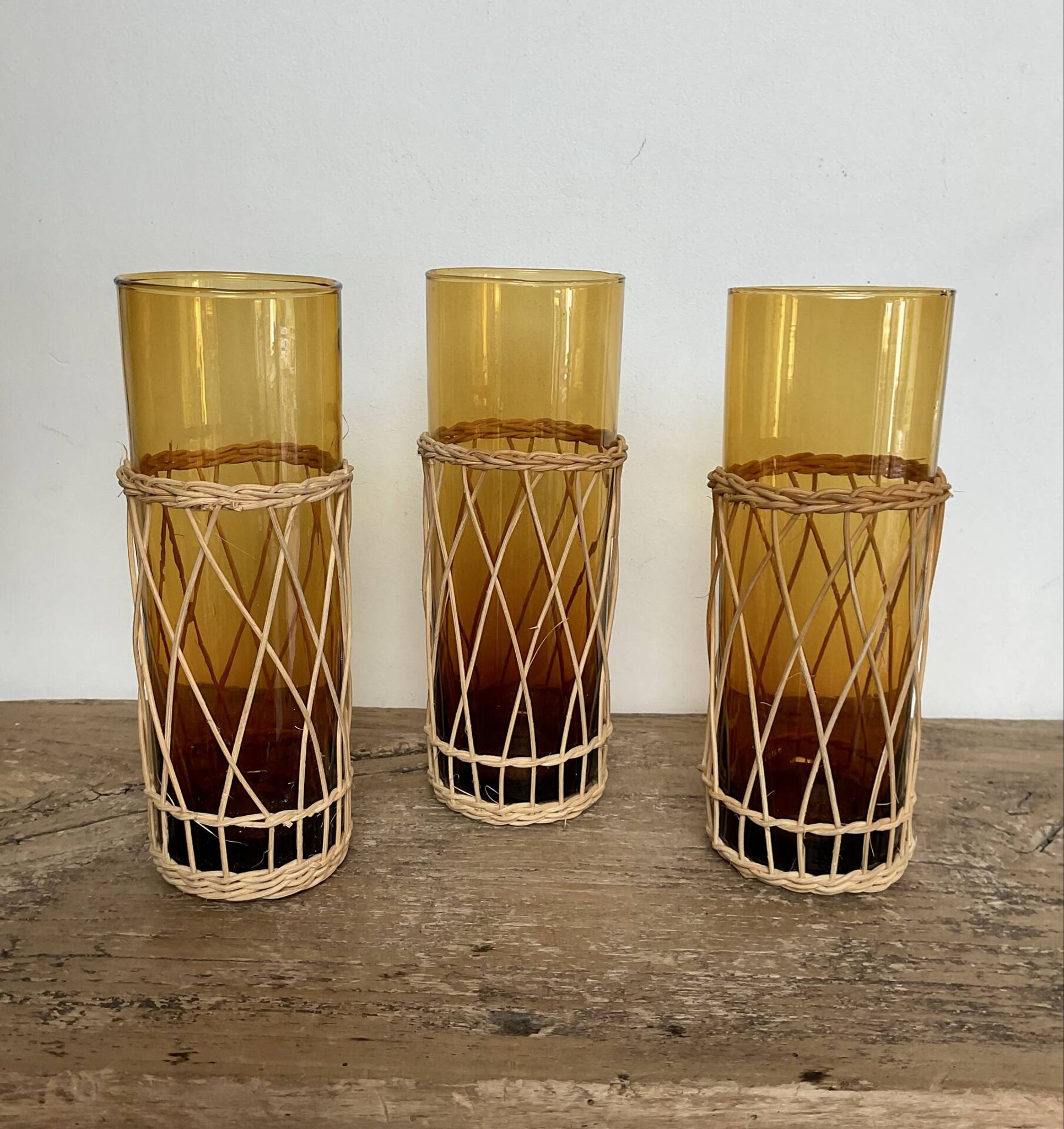 6 verres long drink ambrés et osier