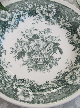 Old plate Balmoral Decors flowers Green