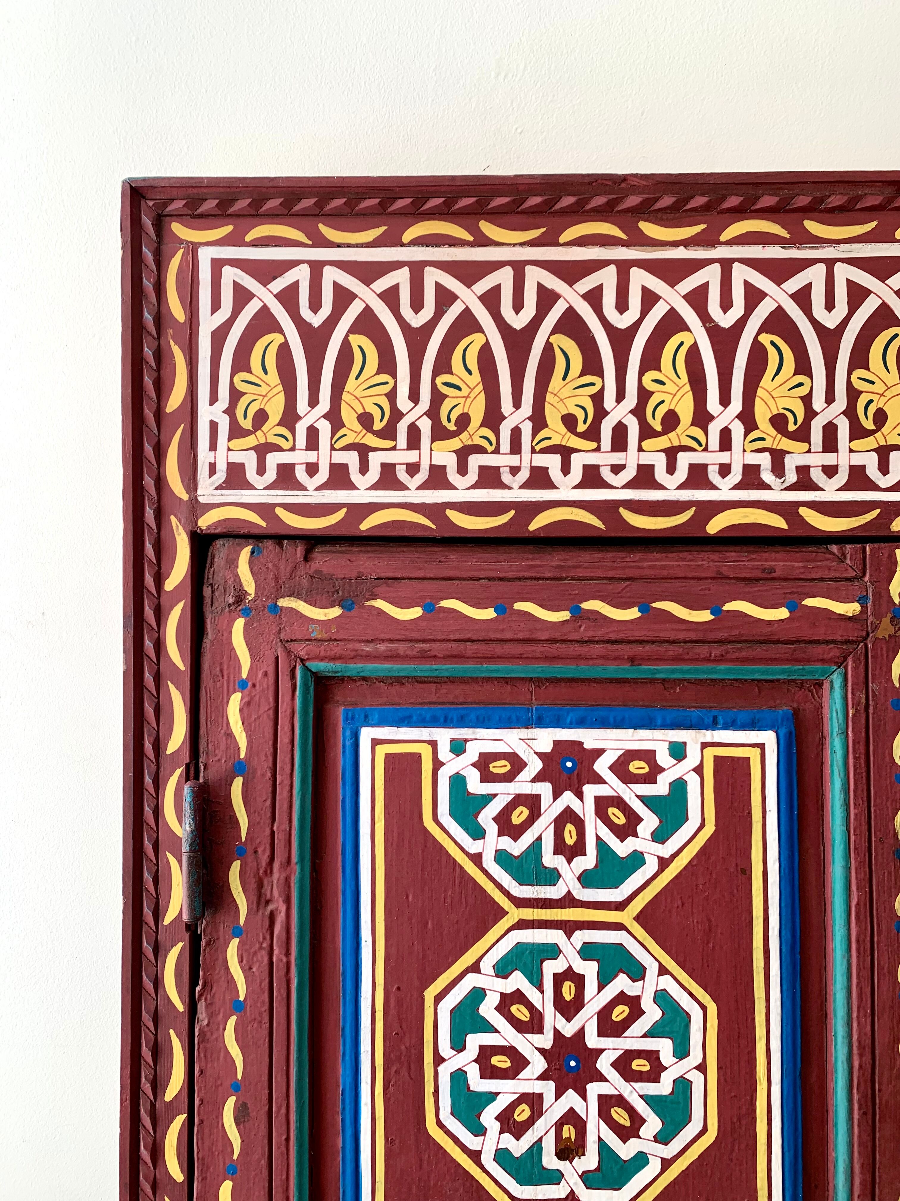 Porte marocaine de riad en bois sculpté à la main