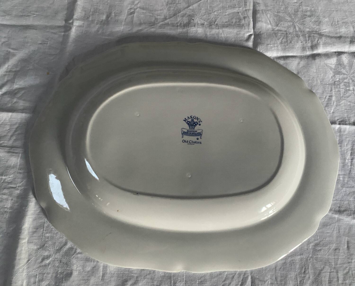 Large Old Chelsea Mason's Old Oval Dish