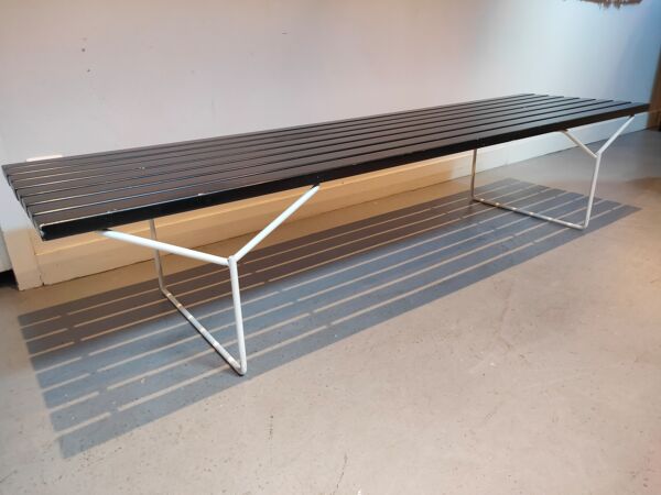 Banc design Harry Bertoia pour Knoll internantional
