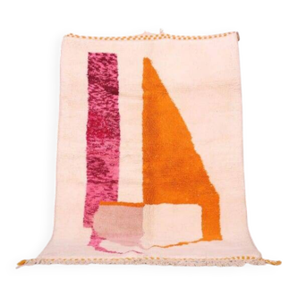 Handmade Berber rug in wool, size 200 x 300 cm