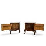 Paire de tables de chevet italiennes du milieu du XXe siècle