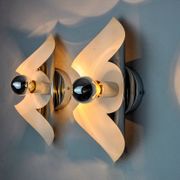 Pair of "folio" wall lights, space age, chromed metal, Italy, 1970