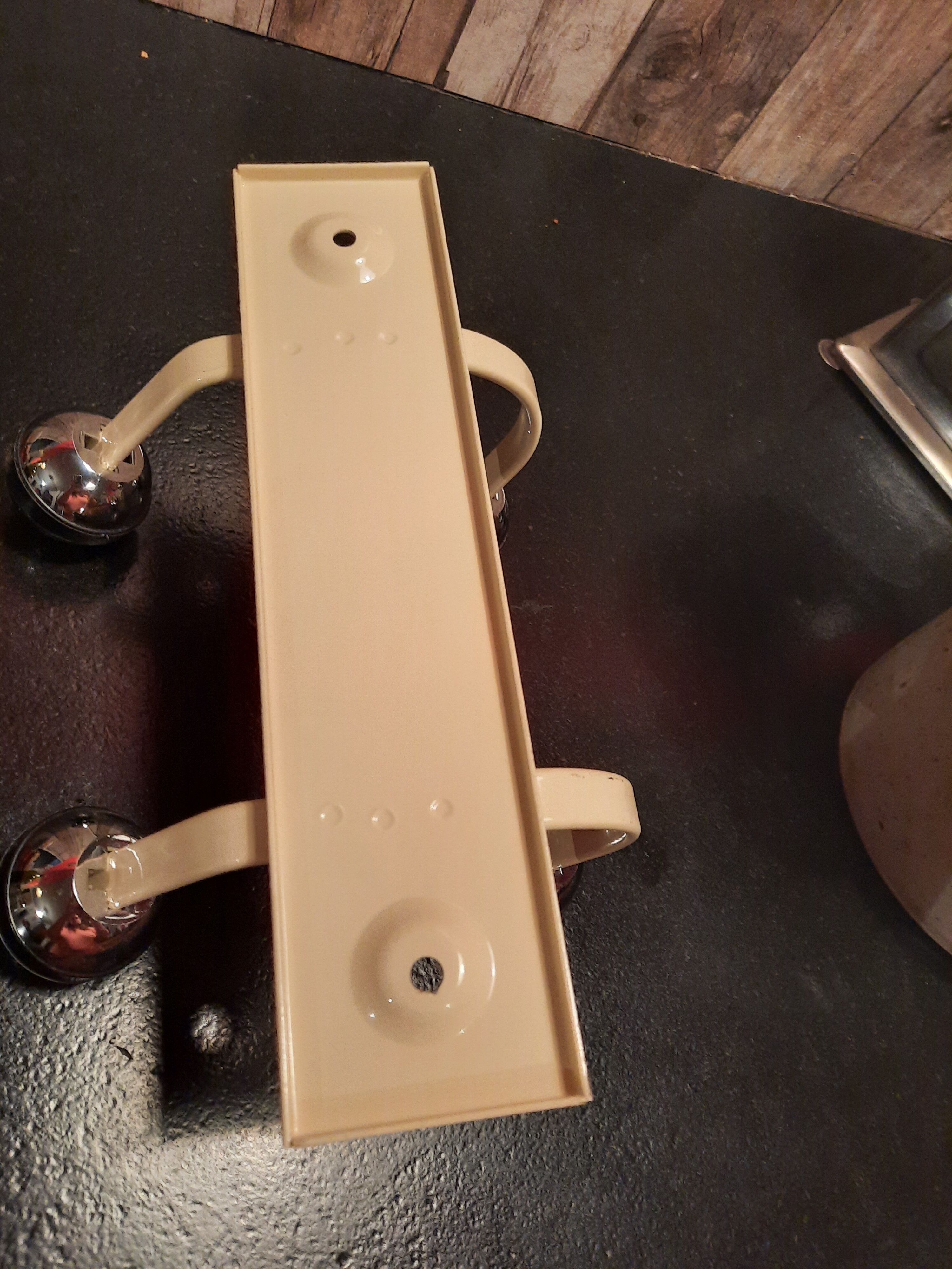 Wall coat holder 2 patères