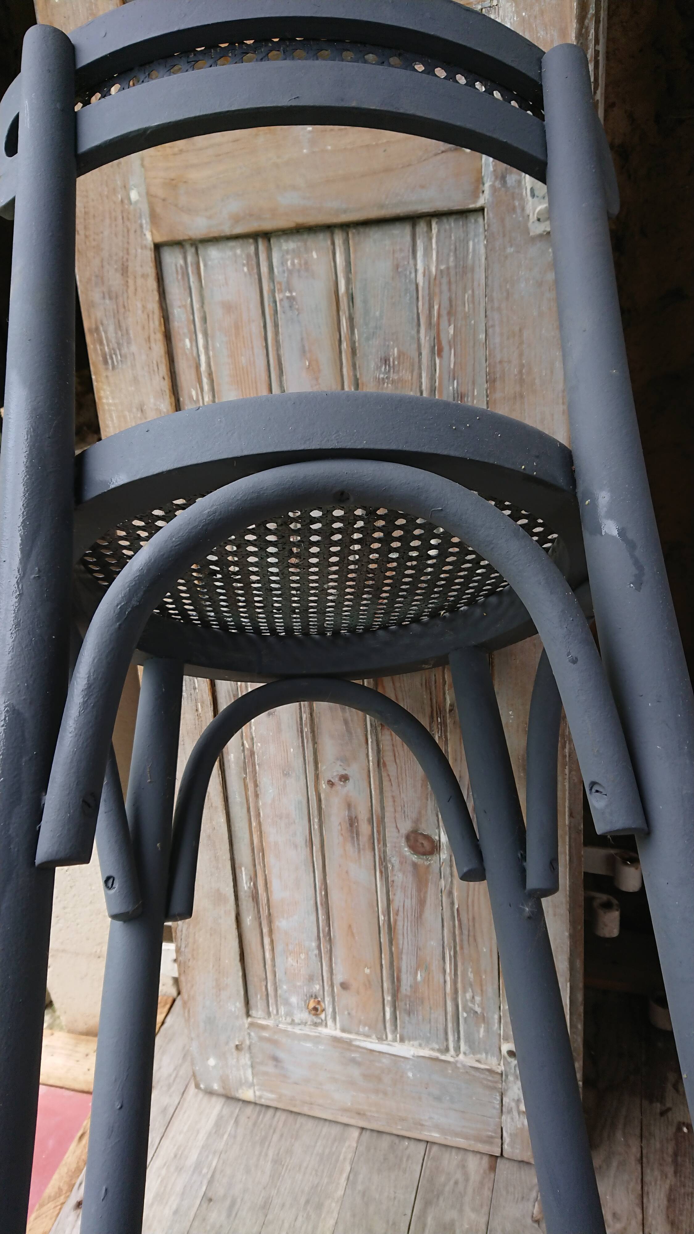Tabouret bois courbé canné