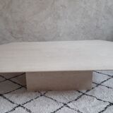 Coffee table in travertine