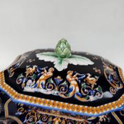 Very large soup tureen and its plate in Gien earthenware. 20th century.