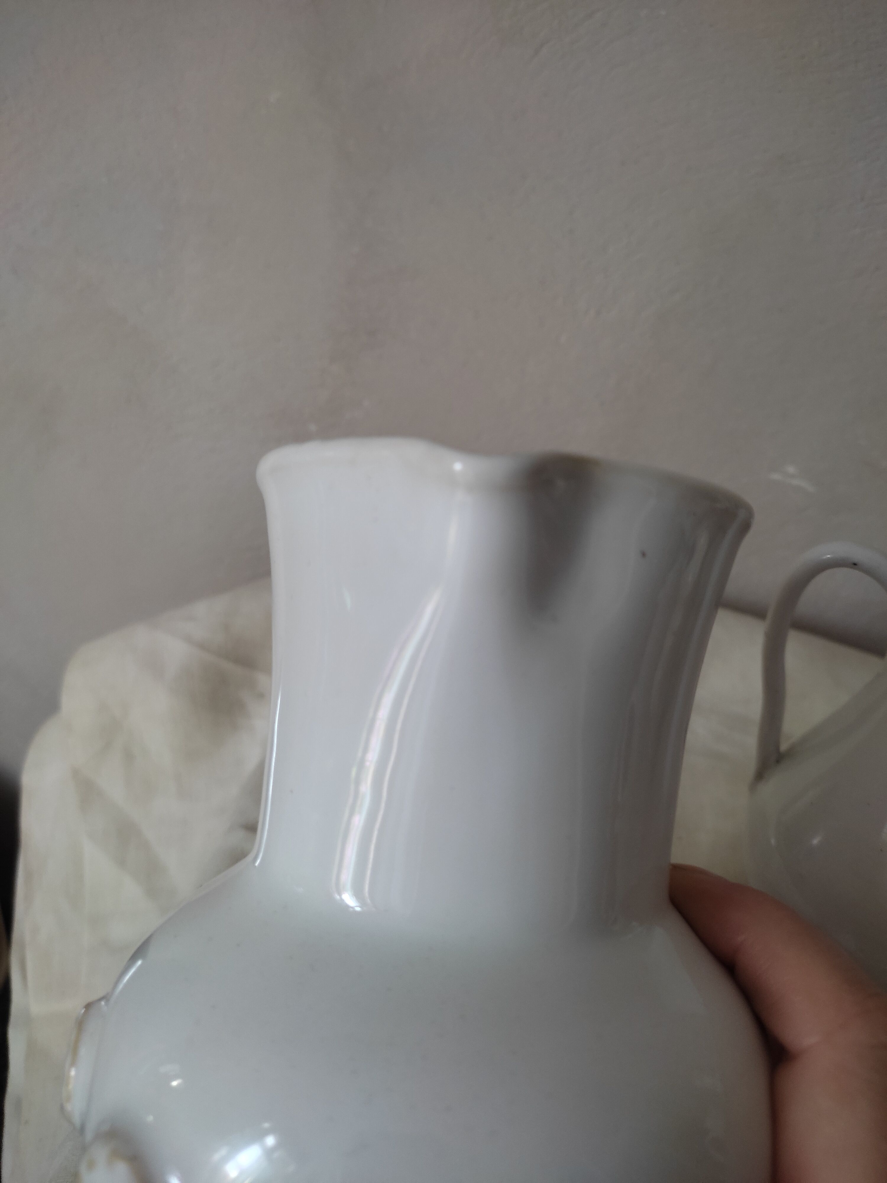 Pitchers Émile Tessier