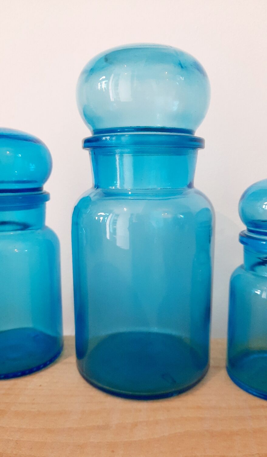 Apothecary glass jar