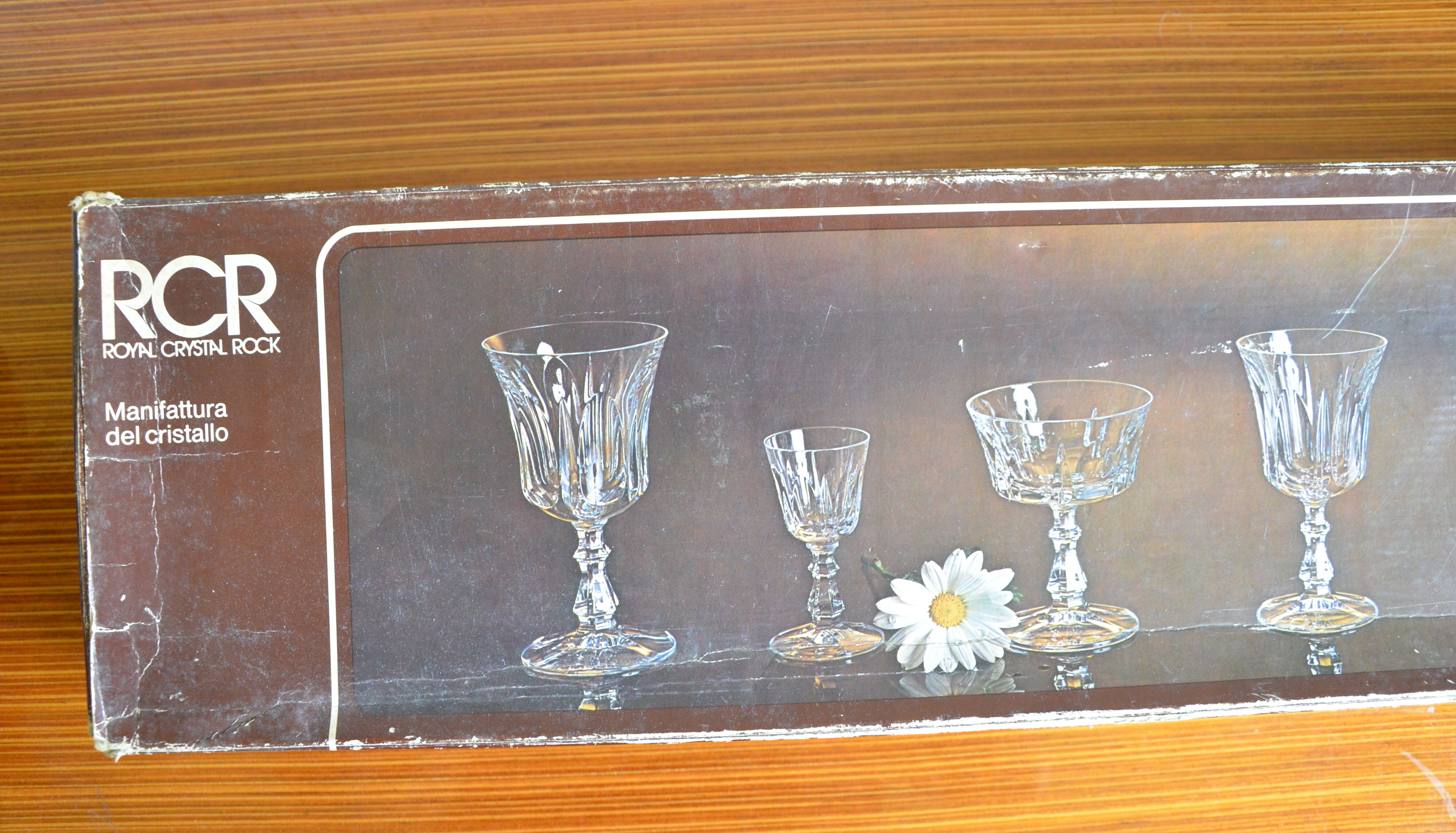 Set of 6 RCR Royal Cristal Rock glasses, Victoria model