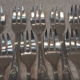 12 silver plated cake forks, Ercuis LXV 29, 14.4cm