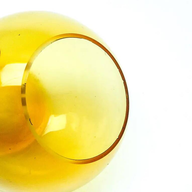 Vase moderne du milieu du siècle, en verre jaune, conçu par M. Słaboń, Pologne, années 1970.