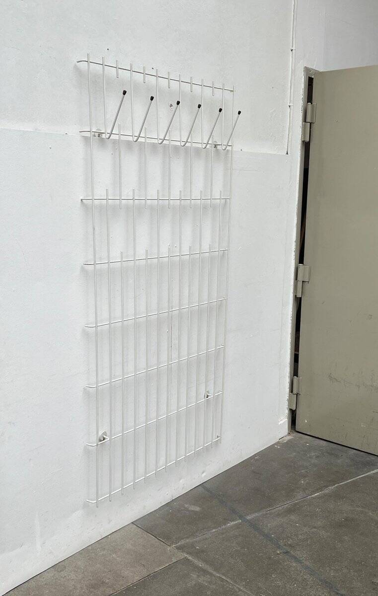 Minimalist German rope coat rack from the mid-century, 1960s.