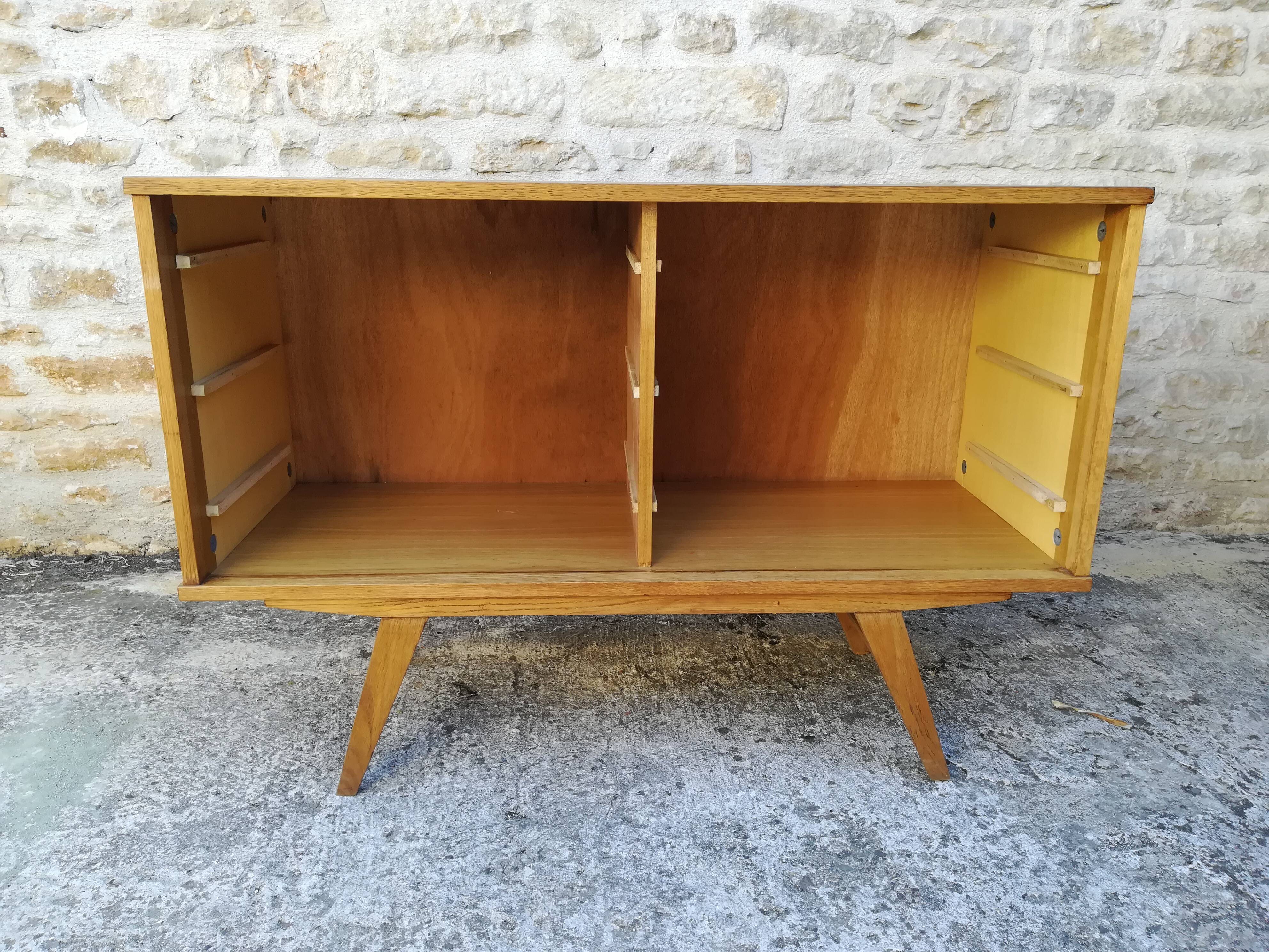 Six-drawer chest of drawers