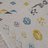 Tapis blanc bleu et jaune 130x203cm