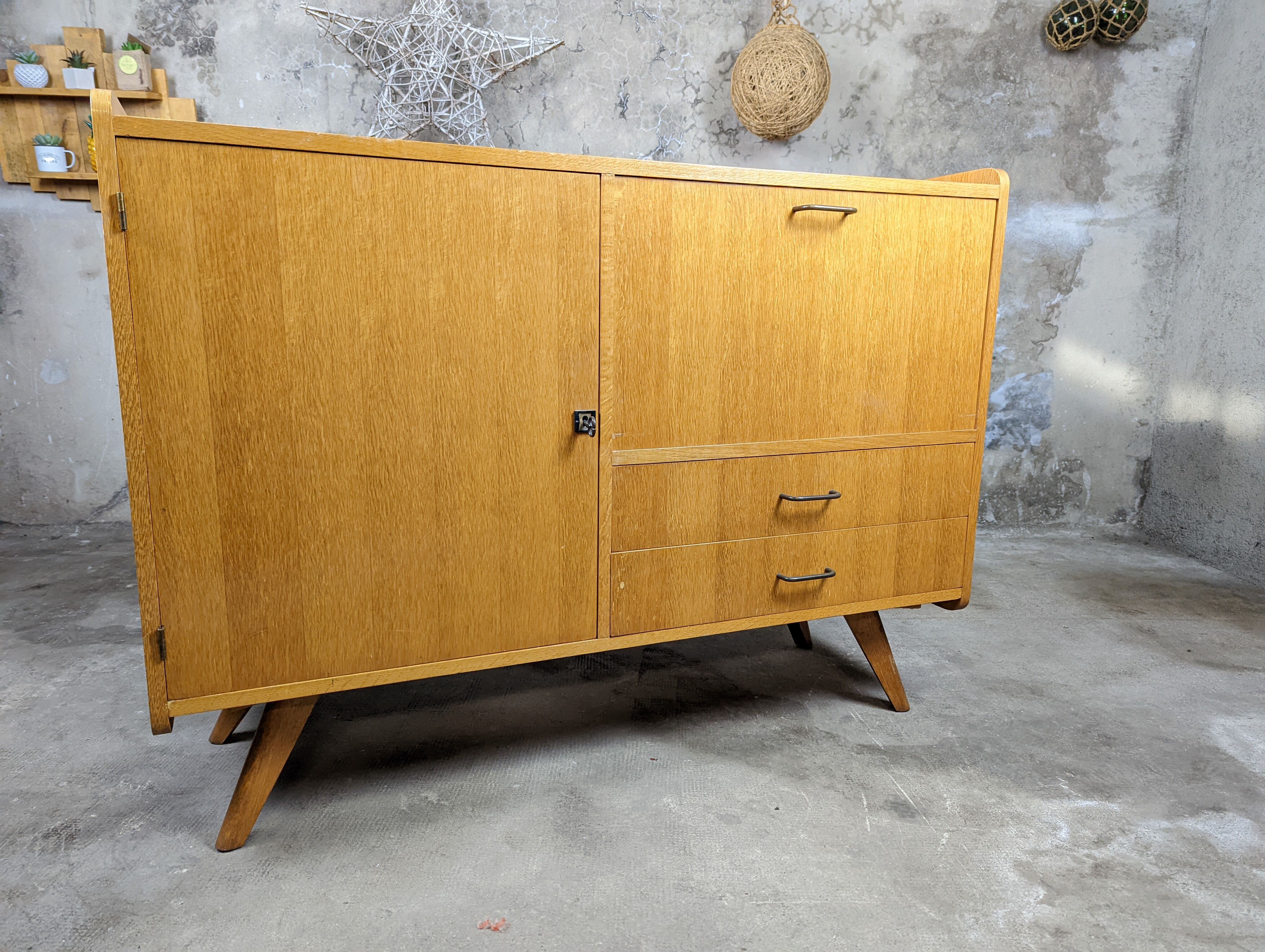 Enfilade foot compass