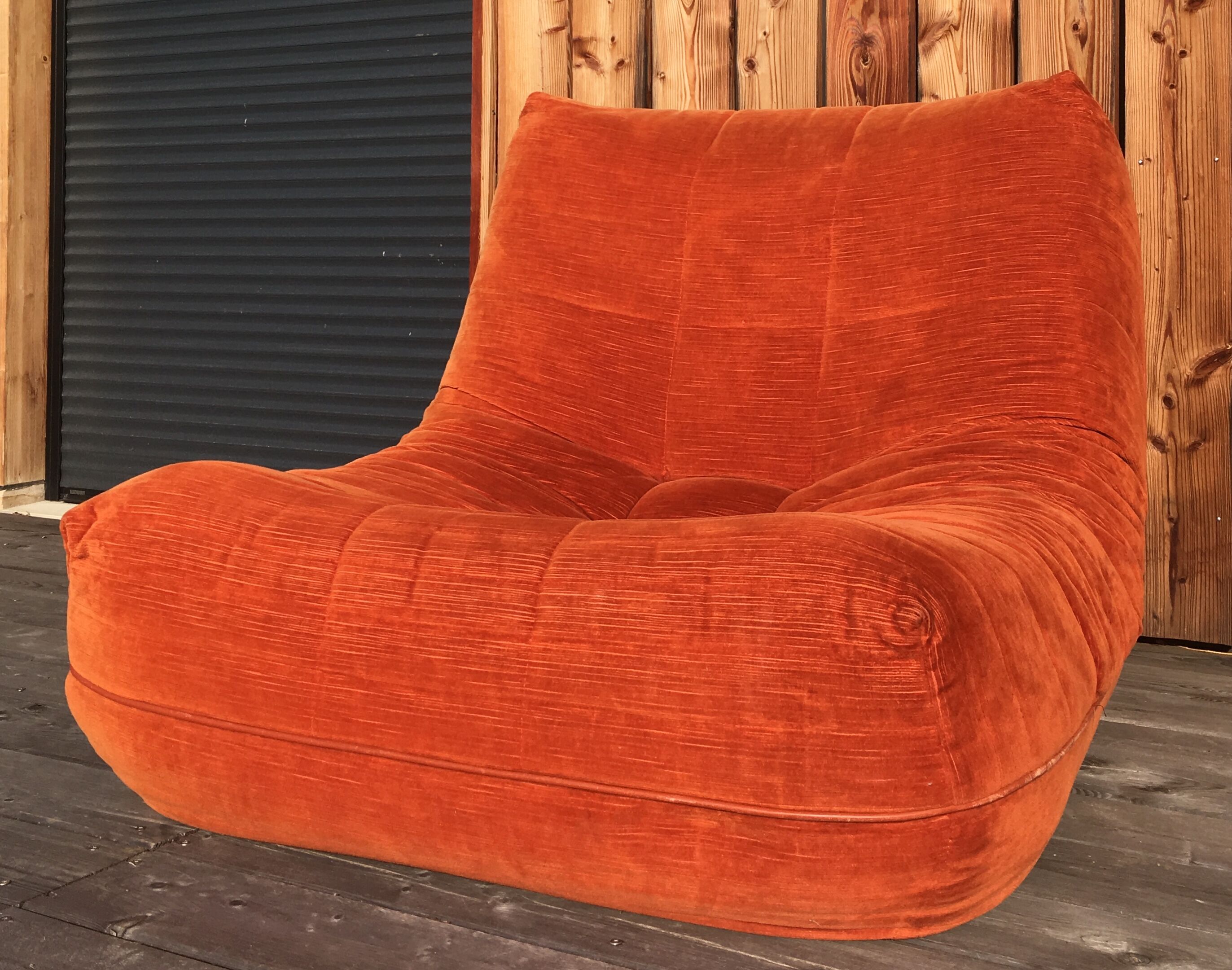 Seat and driver - Roche Bobois