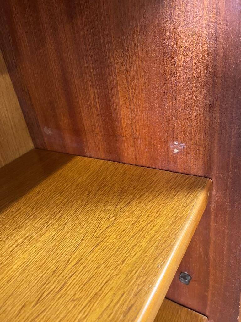 Vintage cabinet / bookcase / shelf