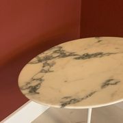 Eero Saarinen marble side table for Knoll International 1970s