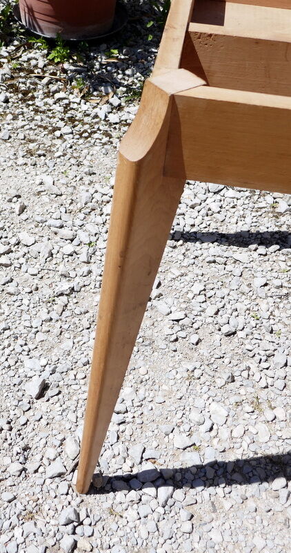 Vintage wallet table in blond oak
