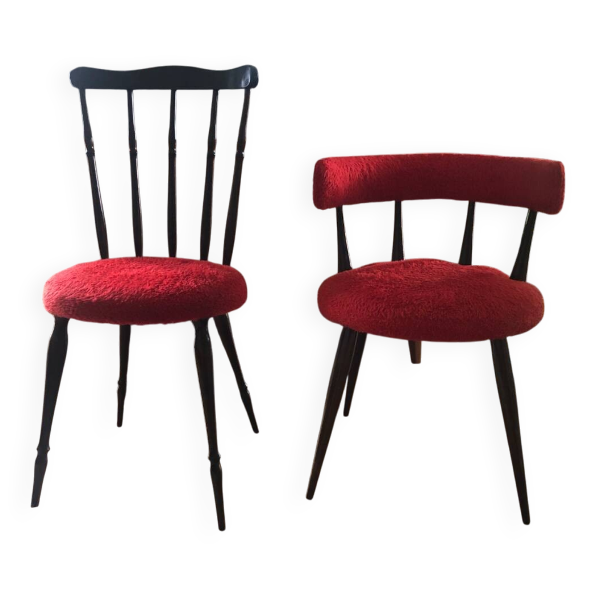 Vintage chairs upholstered in red fur