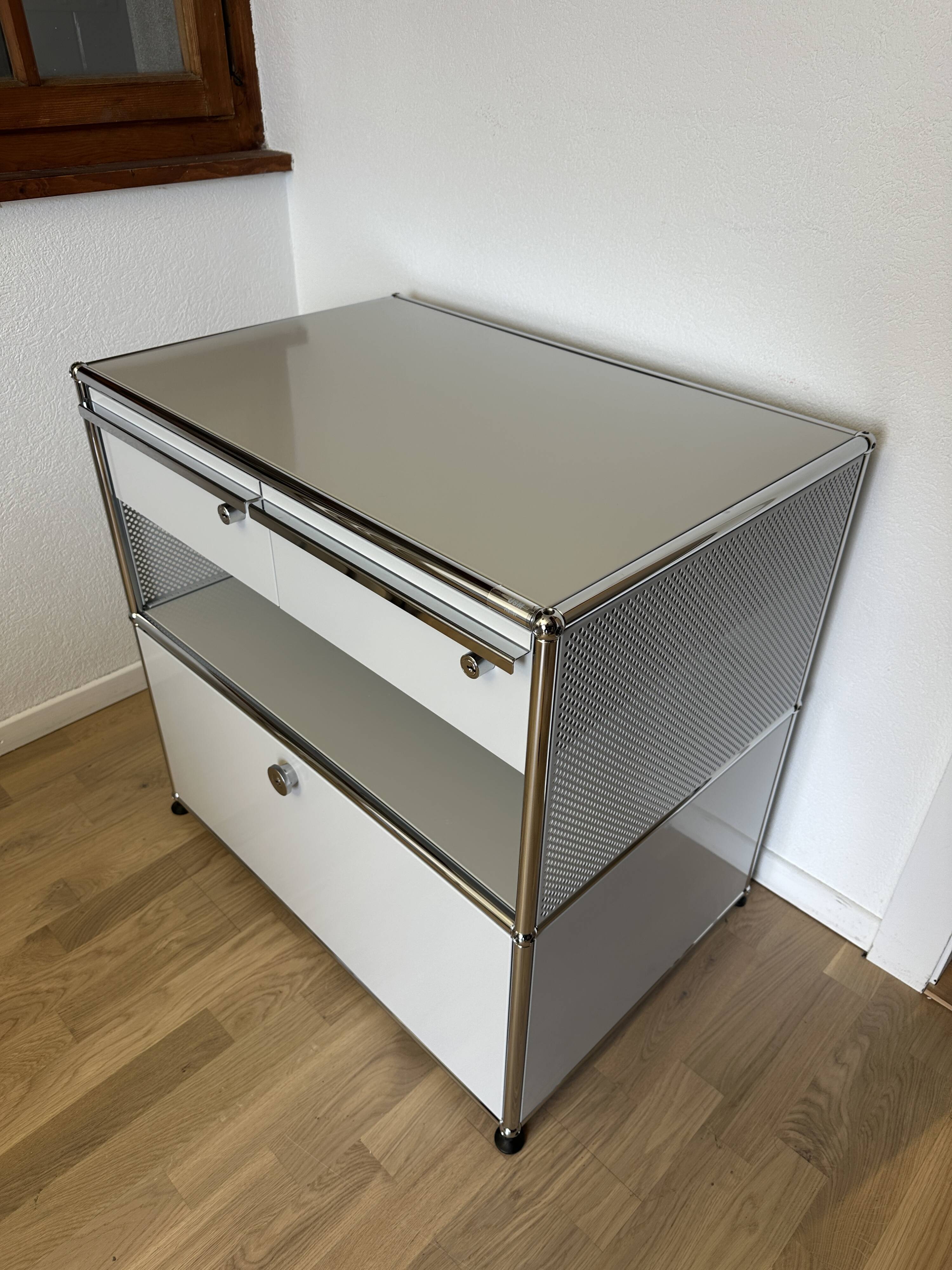 USM Haller chest of drawers in light grey