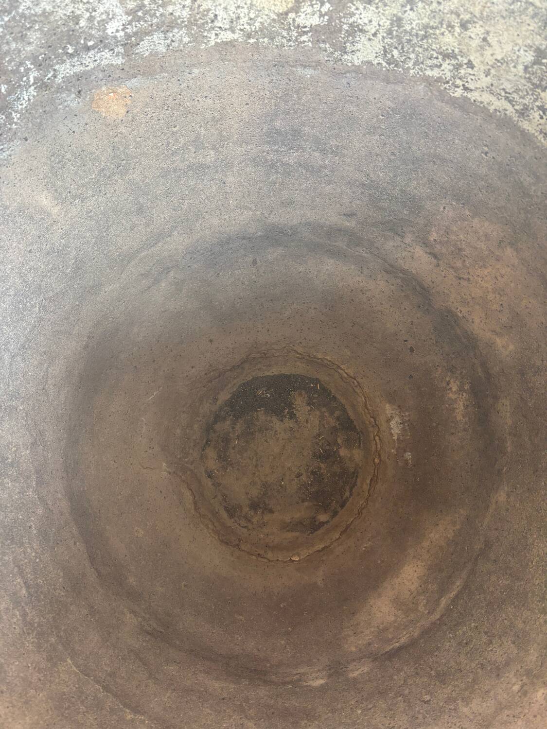 Spanish oil jar, Tinaja, 18th century.