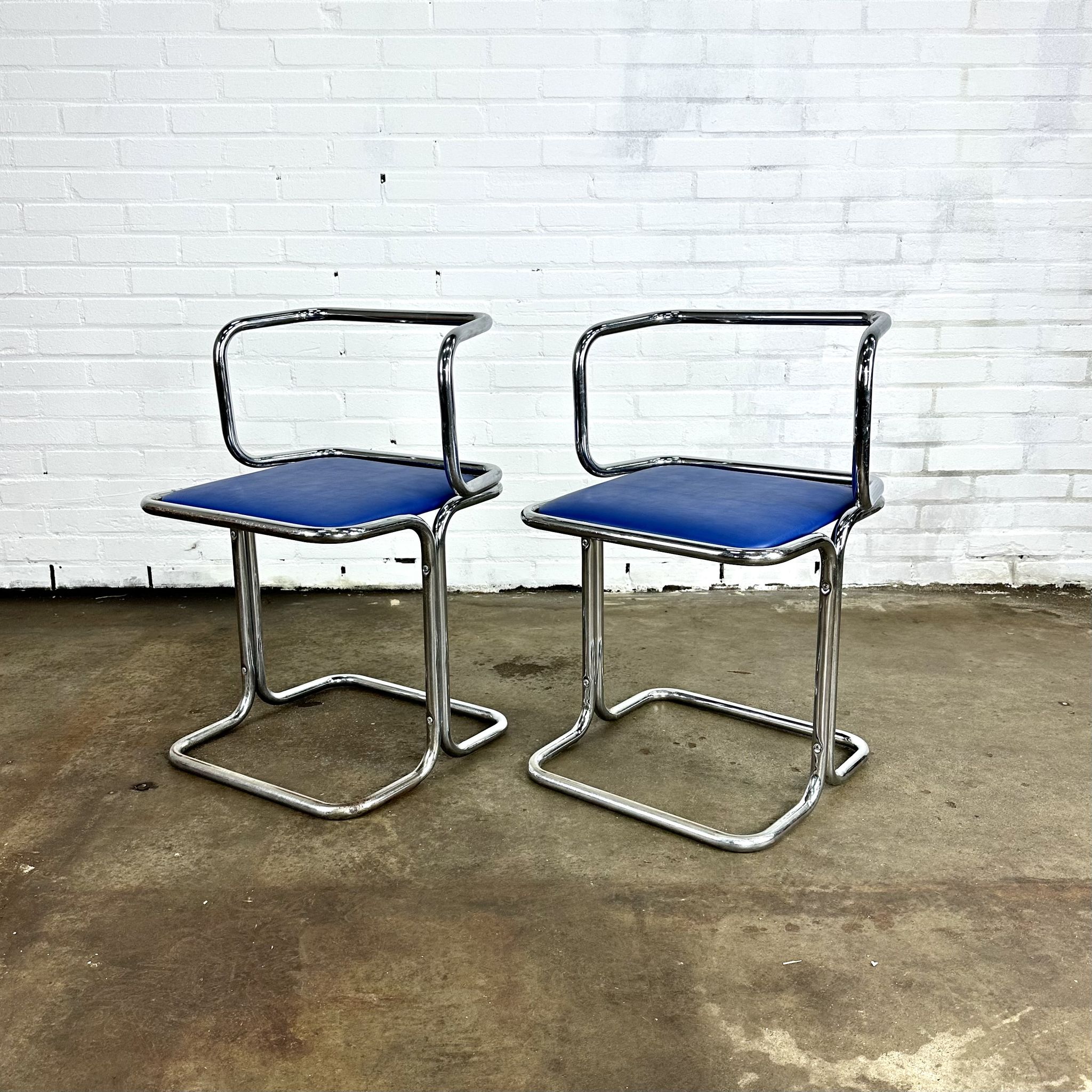 Vintage design tube frame dining chairs