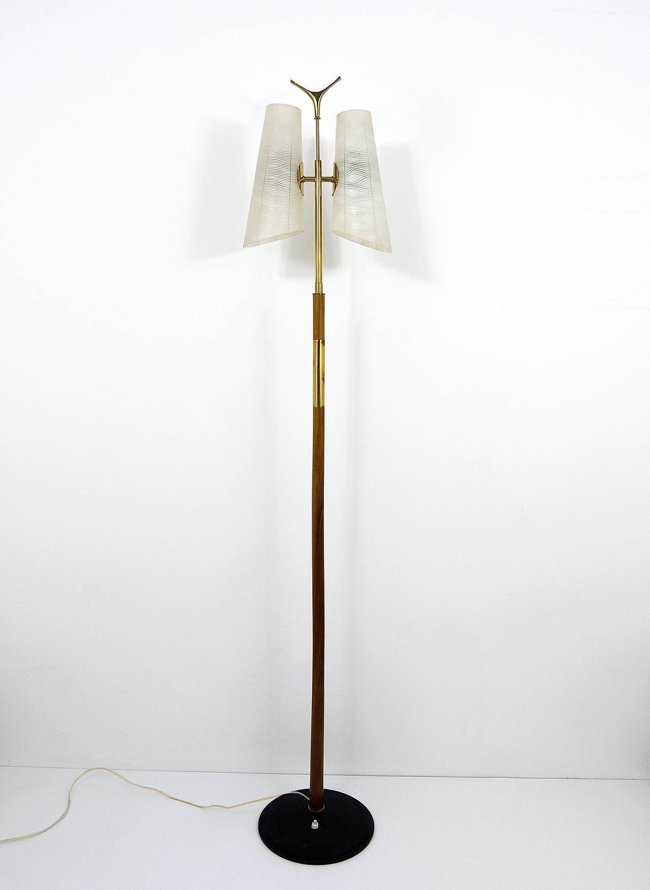 Mid-century brass floor lamp by Rupert Nikoll, Austria, 1950s.