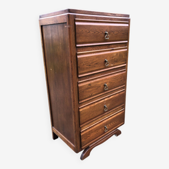 Vintage oak chest of drawers with 5 drawers.