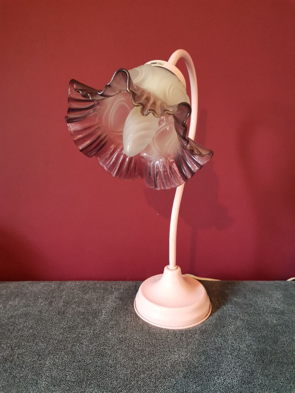 Pink tulip lamp