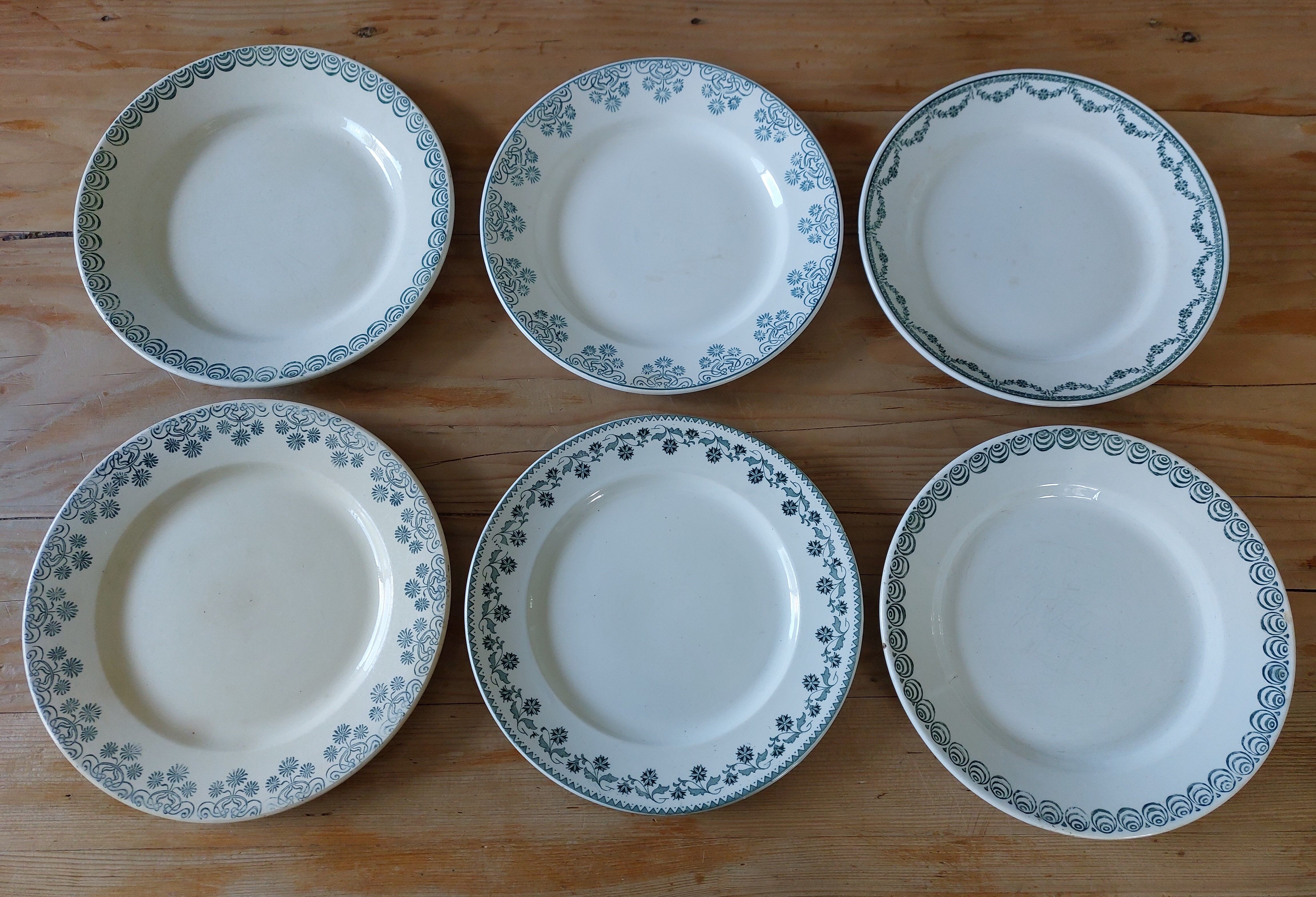 Lot de 6 assiettes terre de fer dépareillées tons bleus verts