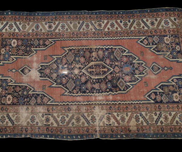 Tapis Persan Maslaghan, 124 cm x 198 cm, Iran, laine nouée main, XIXème Siècle
