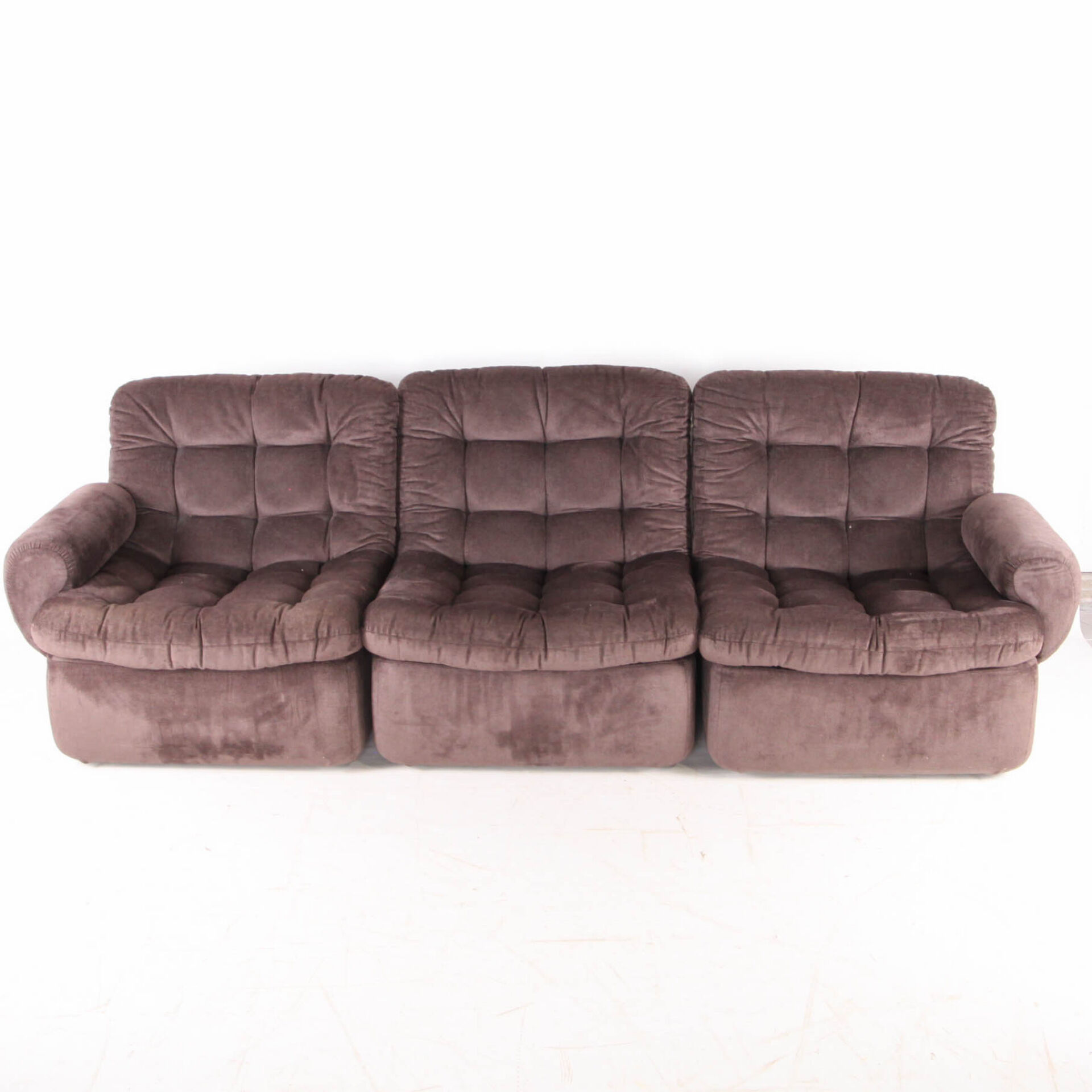 Modular fabric sofa
