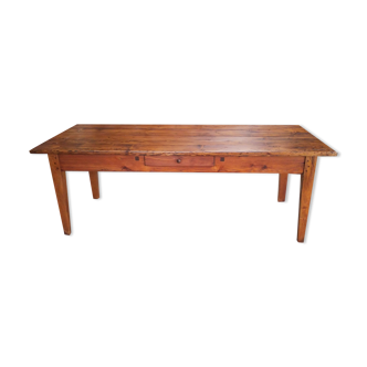 Farm table