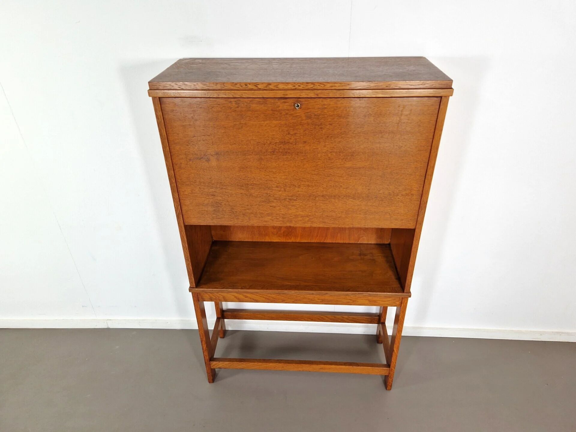 Art Deco cabinet | Oak | 1930s