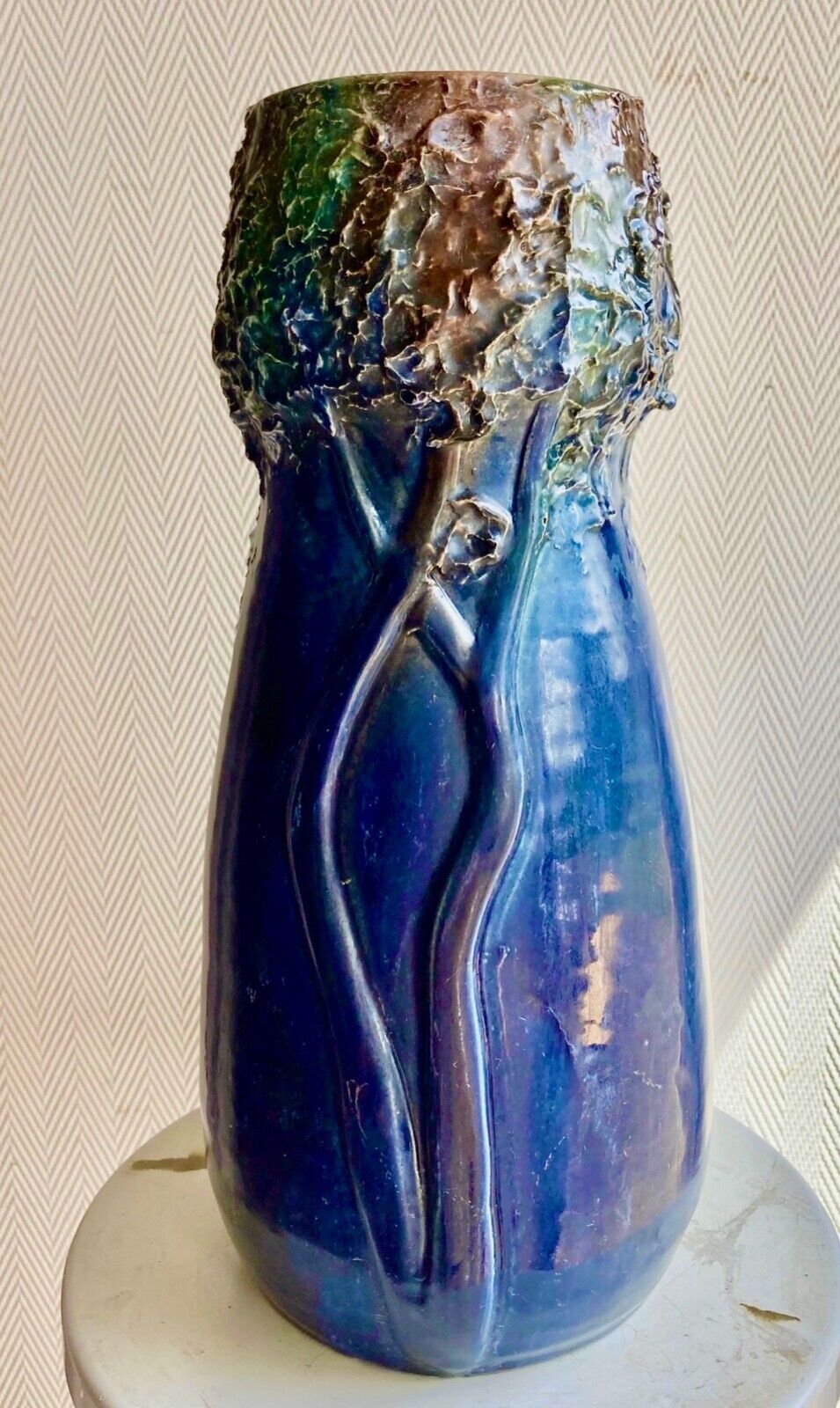Charles Maes art nouveau ceramic vase in Sint-Amandsberg / Ghent in Belgium