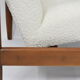 Fauteuil vintage original restauré poil de bras, designer E. Homma, années 1960, blanc bouclé