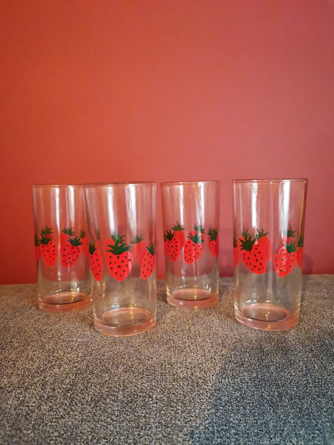 Spring strawberry glass