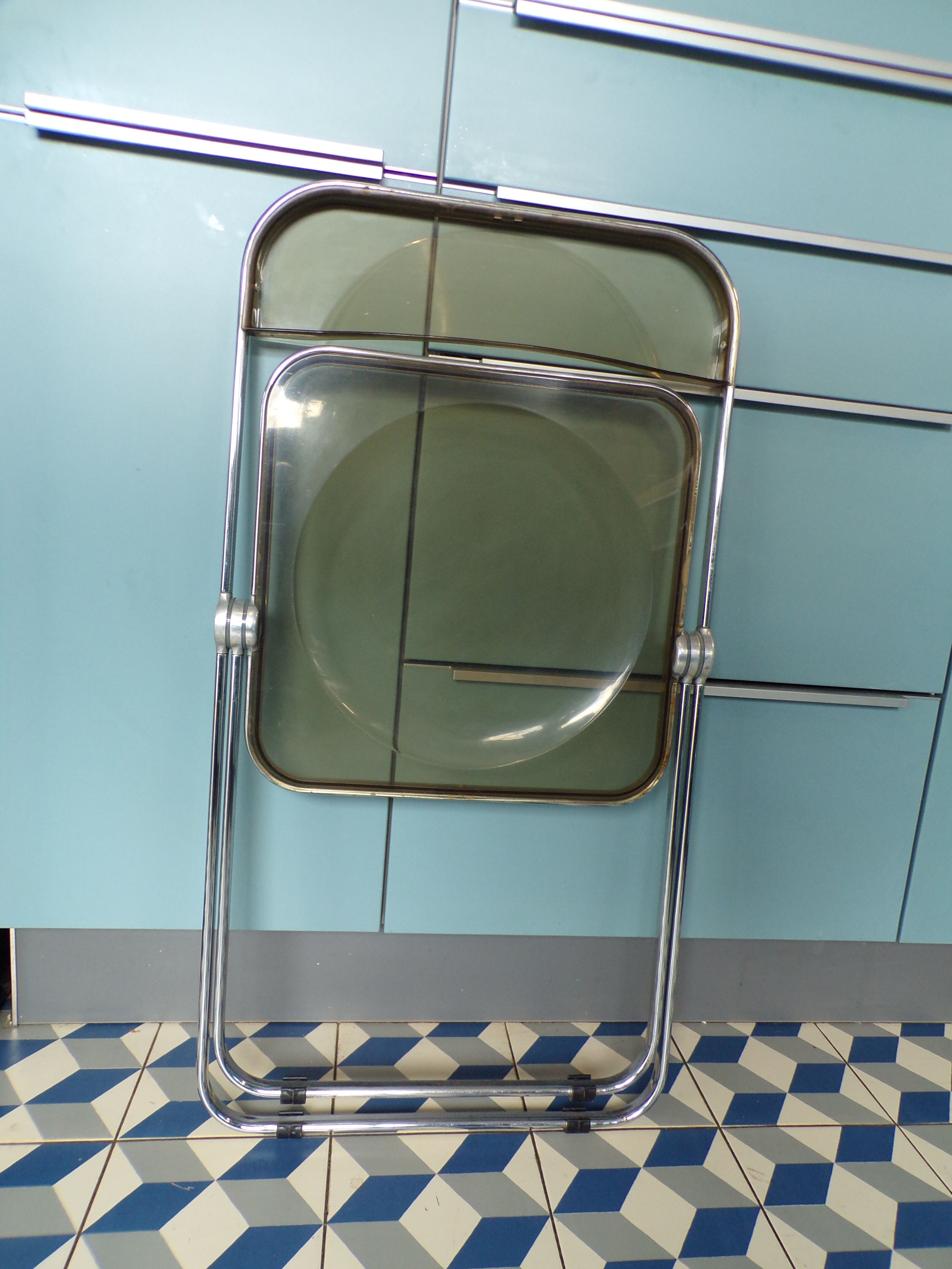 Folded chair by Giancarlo Piretti