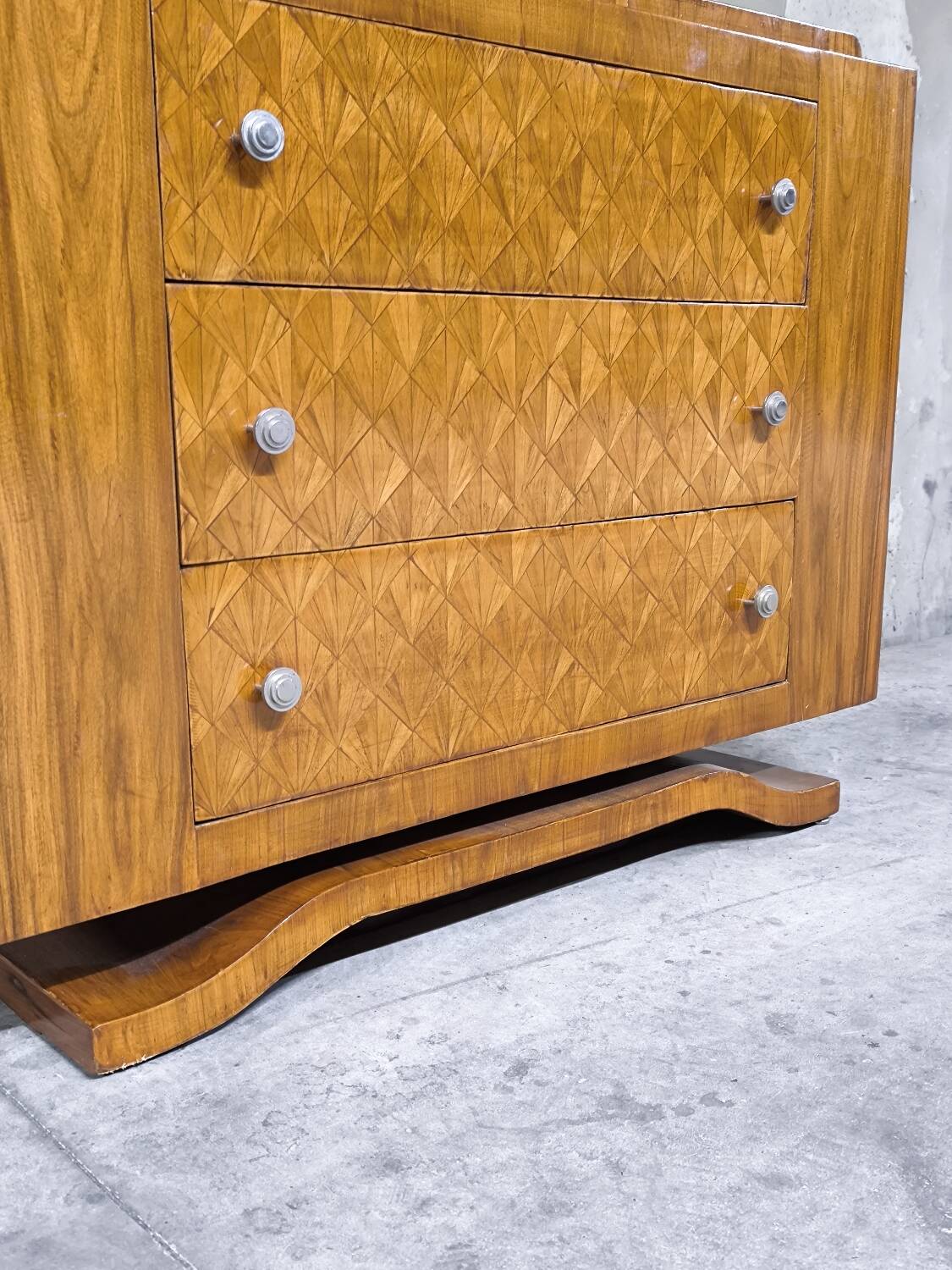 Vintage Art Deco commode from the 1950s.