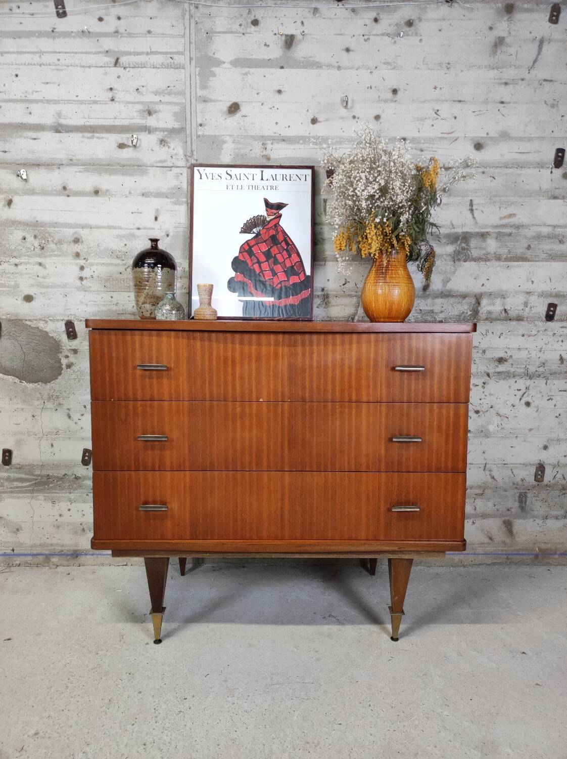 Vintage chest of drawers