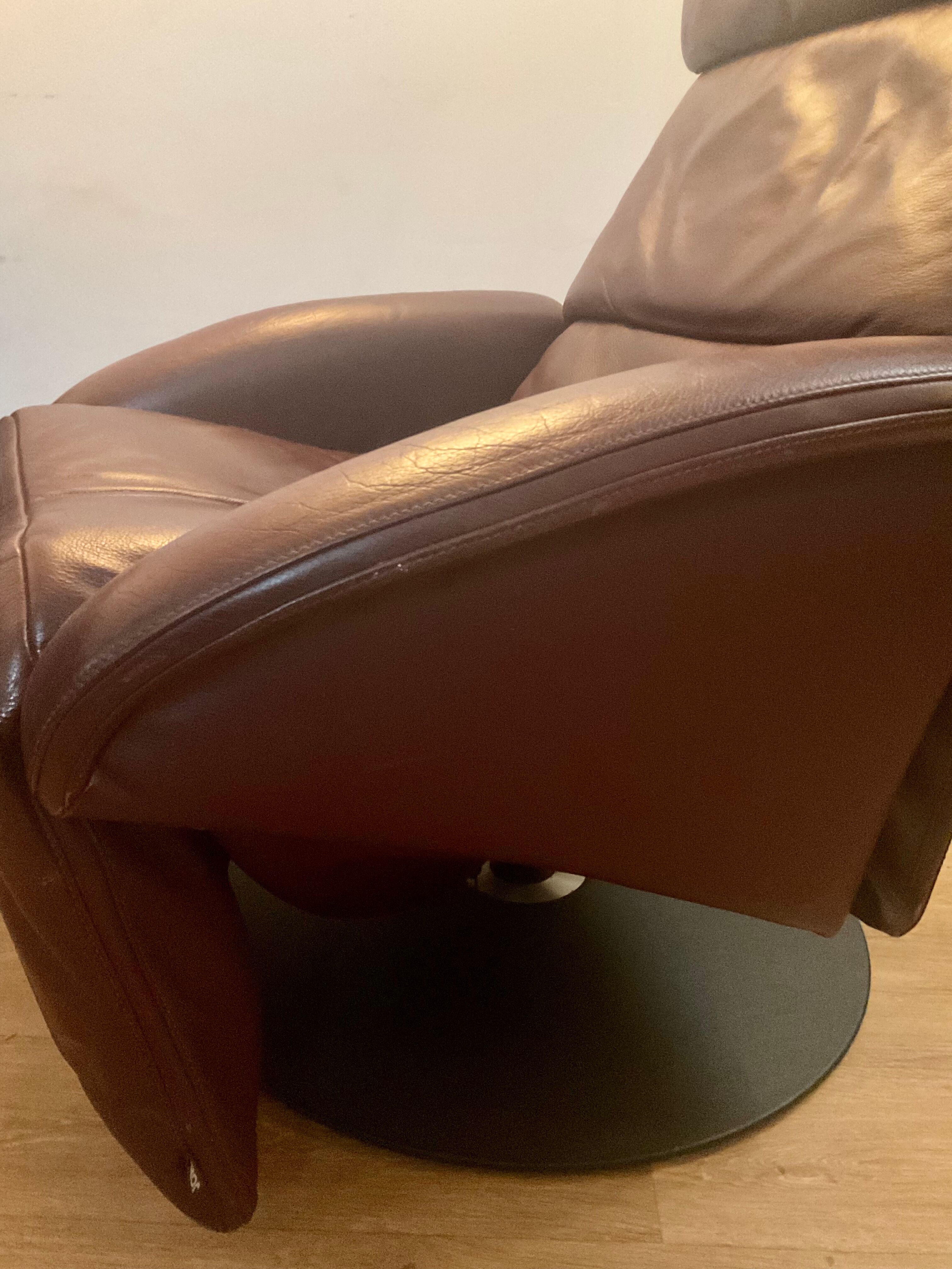 Fauteuil relax Jori des années 70 80 en cuir