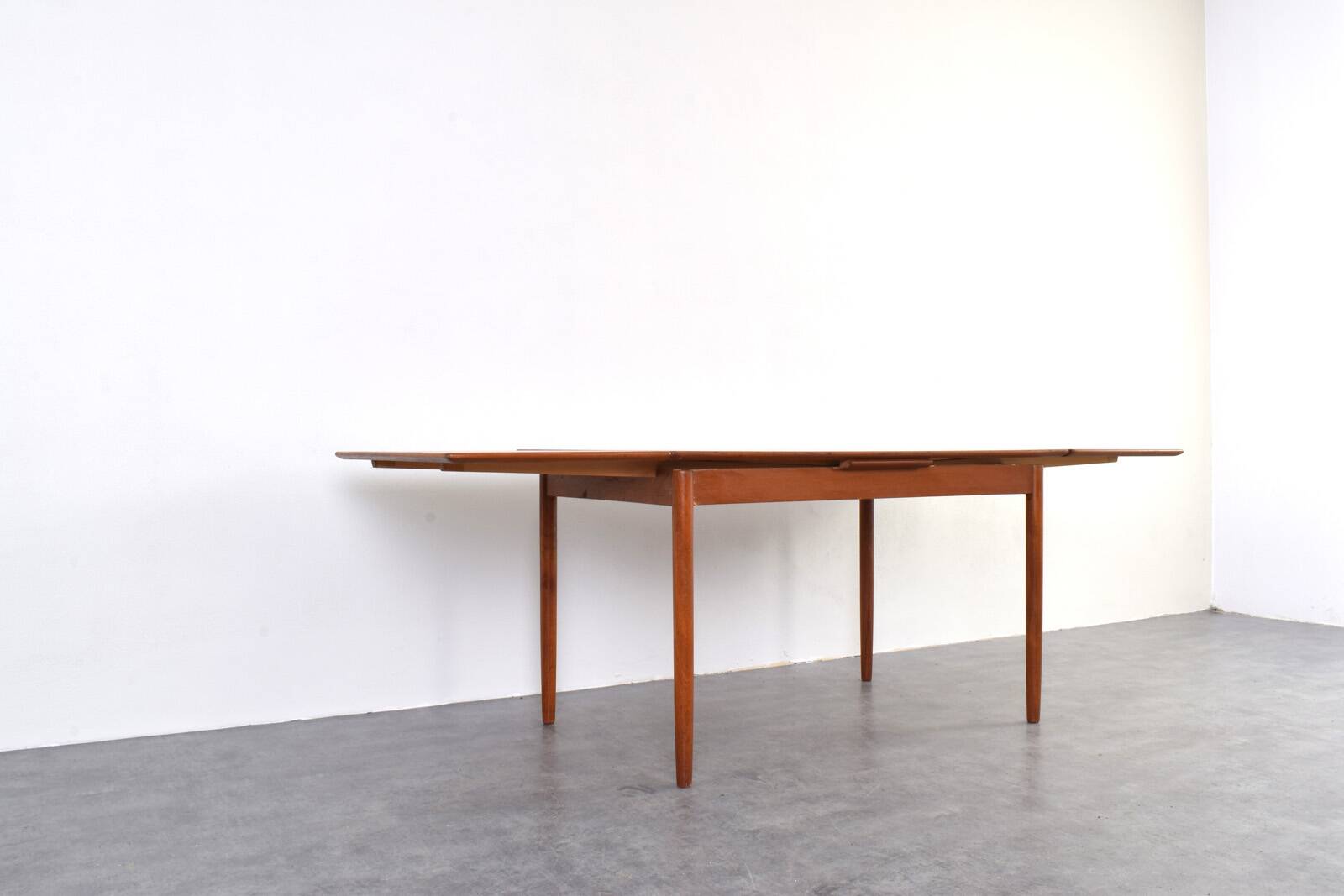 Mid-Century Danish Teak Extendable Dining Table, 1960s.