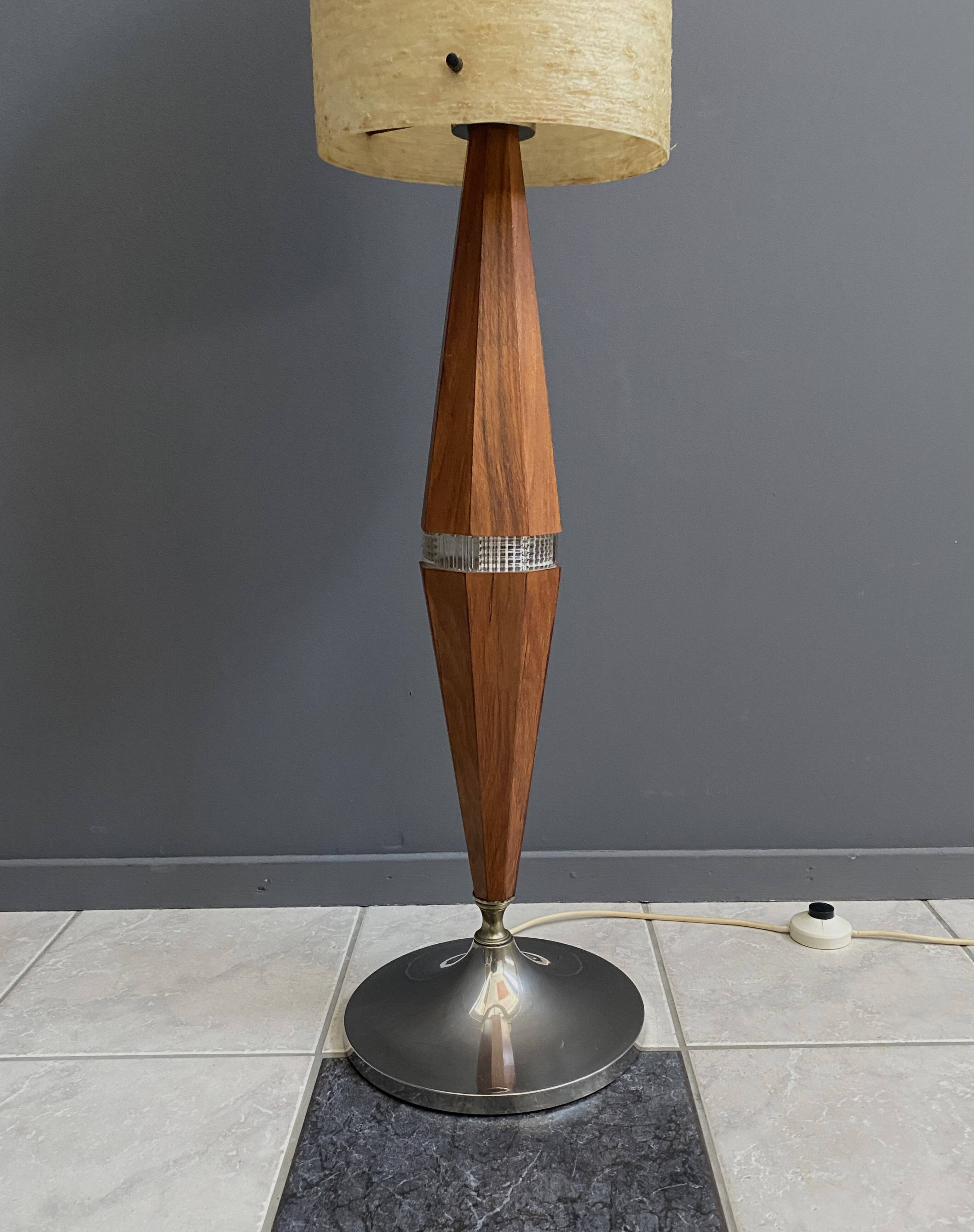 Rare Wood floor lamp with contra diabolo base 1960s
