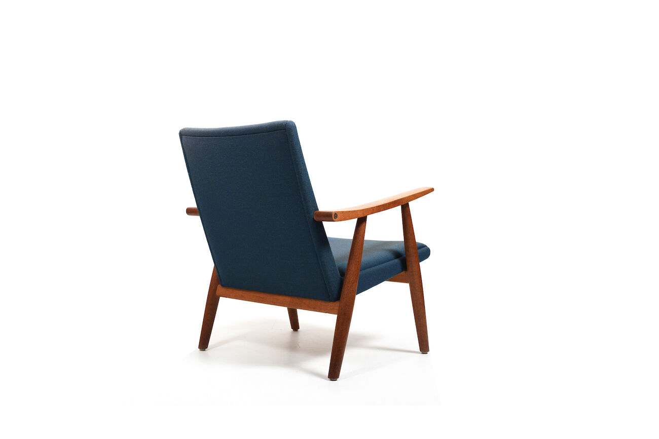 GE-260  Easychair in Oak by Hans J. Wegner 1950s
