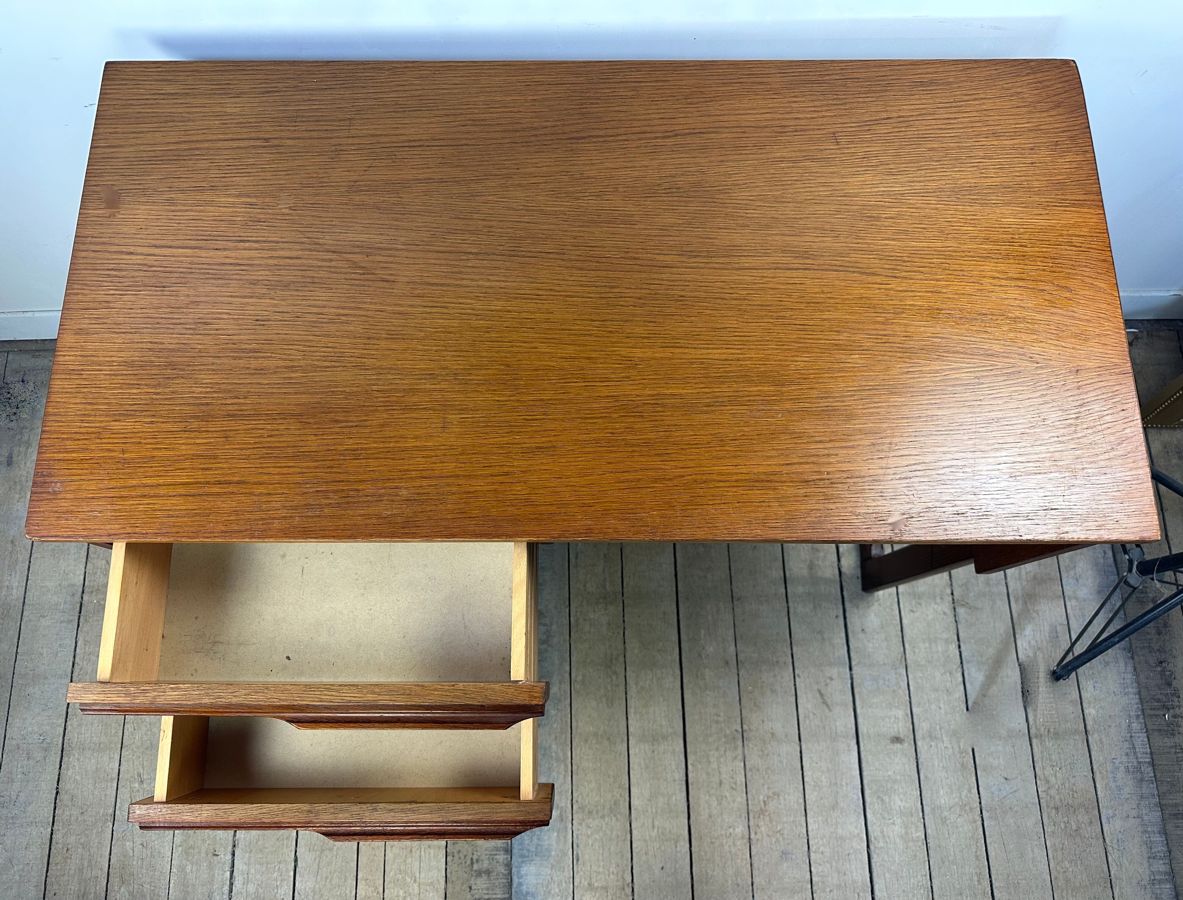 Bureau scandinave vintage 1960 en teck